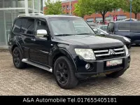 Gebraucht Mitsubishi Pajero Intense 170 PS (125 kW) 2008 Schwarz SUV