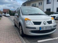 Używany Renault Modus Dynamique 75 KM (55 kW) 2005 Srebrny Minivan