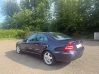 Gebraucht Mercedes C320 Avantgarde 218 PS (160 kW) 2001 Violett Limousine