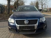 Gebraucht VW Passat Comfortline 140 PS (102 kW) 2010 Blau Kombi