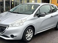 Gebraucht Peugeot 208 Access 68 PS (50 kW) 2014 Kleinwagen