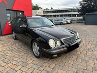 Gebraucht Mercedes E430 Avantgarde 279 PS (205 kW) 2003 Schwarz Limousine