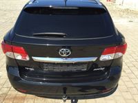 Gebraucht Toyota Avensis 150 PS (110 kW) 2012 Schwarz metallic Kombi