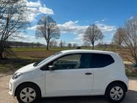 Gebraucht VW up! 60 PS (44 kW) 2016 Weiß Kleinwagen