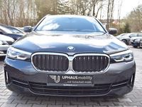 Gebraucht BMW 520 190 PS (139 kW) 2022 Grau Kombi