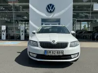 Gebraucht Skoda Octavia Elegance 105 PS (77 kW) 2014 Weiß Kombi