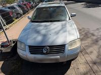 Gebraucht VW Passat 130 PS (95 kW) 2003 Silber Kombi