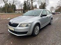 Gebraucht Skoda Octavia 86 PS (63 kW) 2015 Grau Limousine