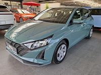 Neu Hyundai i20 Select 79 PS (58 kW) 2025 Grün Limousine