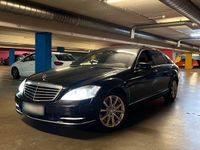 Gebraucht Mercedes S500L 435 PS (319 kW) 2011 Schwarz Limousine