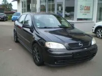 Gebraucht Opel Astra Comfort 101 PS (74 kW) 2001 Schwarz Limousine