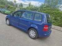 Gebraucht VW Touran Conceptline 140 PS (102 kW) 2009 Indienblau Van / Kleinbus