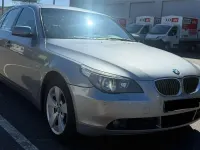 Usado BMW 530 231 CV (169 kW) 2006 Plateado Berlina
