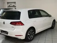 Używany VW Golf VII Join 131 KM (96 kW) 2019 Biały Sedan/Limuzyna