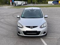 Second-hand Mazda 2 Independence 75 CP (55 kW) 2009 Argintiu Hatchback