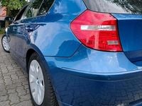 Gebraucht BMW 118 143 PS (105 kW) 2008 Blau Kleinwagen