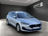 Używany Ford Focus Cool & Connect 150 KM (110 kW) 2022 Srebrny Sedan/Limuzyna