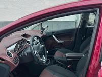 Gebraucht Ford Fiesta 82 PS (60 kW) 2008 Rot Kleinwagen