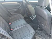 Gebraucht VW Golf VII Highline 125 PS (91 kW) 2015 Schwarz Kombi