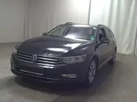 Gebraucht VW Passat Business 200 PS (147 kW) 2022 Schwarz Kombi