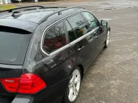 Gebraucht BMW 330 330 PS (242 kW) 2009 Schwarz Kombi