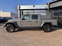 Gebraucht Jeep Gladiator Overland 264 PS (194 kW) 2022 Sting gray Pickup