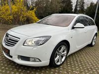 Gebraucht Opel Insignia OPC 160 PS (117 kW) 2011 Weiß Kombi
