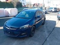 Gebraucht Opel Astra Energy 116 PS (85 kW) 2014 Blau Kombi