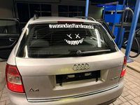 Gebraucht Audi A4 131 PS (96 kW) 2001 Silber Kombi