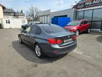 Gebraucht BMW 318 Sport Line 143 PS (105 kW) 2012 Grau Limousine