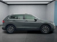 Gebraucht VW Tiguan 150 PS (110 kW) 2022 Grau SUV