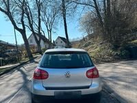 Gebraucht VW Golf V 102 PS (75 kW) 2004 Silber Kleinwagen