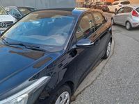 Gebraucht Hyundai i20 84 PS (61 kW) 2015 Schwarz Limousine