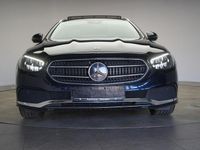 Gebraucht Mercedes E300 211 PS (155 kW) 2022 Blau Limousine