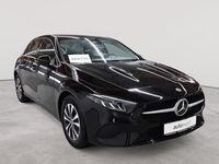 Gebraucht Mercedes A180 116 PS (85 kW) 2024 Nachtschwarz Limousine