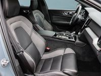 Gebraucht Volvo V60 349 PS (256 kW) 2023 Grau Kombi