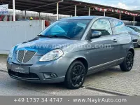 Gebraucht Lancia Ypsilon 77 PS (56 kW) 2010 Grau Kleinwagen