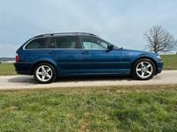 Gebraucht BMW 320 170 PS (125 kW) 2004 Blau Kombi