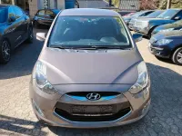 Gebraucht Hyundai ix20 90 PS (66 kW) 2012 Braun Kleinwagen