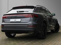 Gebraucht Audi Q8 Ambiente 286 PS (210 kW) 2024 Samuraigrau metallic SUV