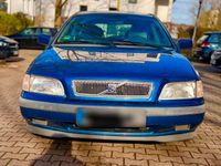Gebraucht Volvo V40 1998 Blau Kombi