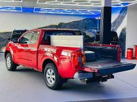 Gebraucht Nissan Navara 163 PS (119 kW) 2017 Rot Pickup
