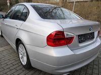 Używany BMW 318 Advantage 143 KM (105 kW) 2008 Srebrny Sedan/Limuzyna