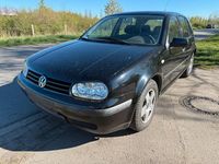 Second-hand VW Golf IV 105 CP (77 kW) 2000 Negru Hatchback