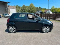 Gebraucht Toyota Yaris 90 PS (66 kW) 2008 Schwarz Kleinwagen
