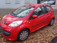 Gebraucht Peugeot 107 68 PS (50 kW) 2005 Rot Kleinwagen