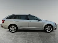 Gebraucht Skoda Octavia Premium Edition 150 PS (110 kW) 2020 Silber Kombi