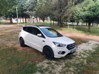 Gebraucht Ford Kuga ST-Line 179 PS (131 kW) 2018 Weiß SUV