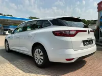 Gebraucht Renault Mégane IV Life 116 PS (85 kW) 2019 Weiß Limousine