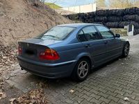 Gebraucht BMW 316 115 PS (84 kW) 2001 Blau Limousine